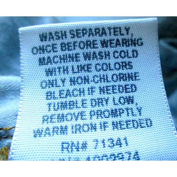 L.L. Bean Women's Mid Rise Dark Wash Stretch Blue Jean Capri Pants Size 14 - Picture 9 of 9